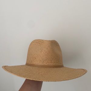 Janessa Leone Arlo Hat